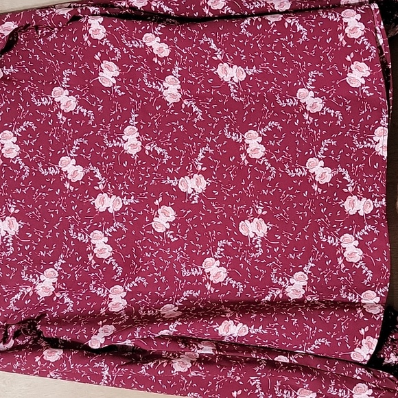 Nwt Rachel Parcell Floral Ruffle Top Burgundy Beet Falling Floral - Picture 10 of 15